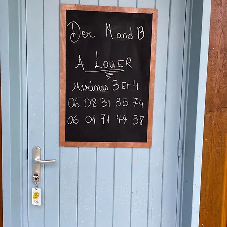 La Maison De La جيفاومونتجيفومون شامبوبير